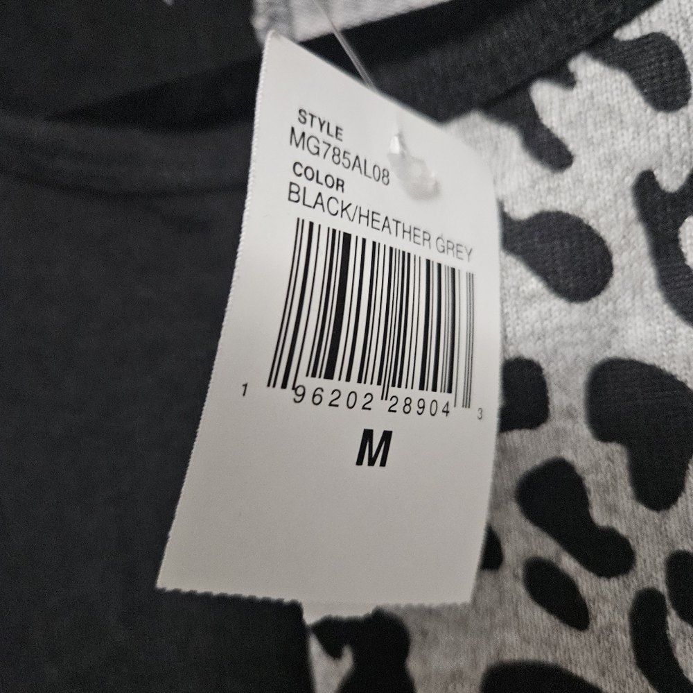 Nwt Cheetah print long sleeve shirt - Picture 5 of 6